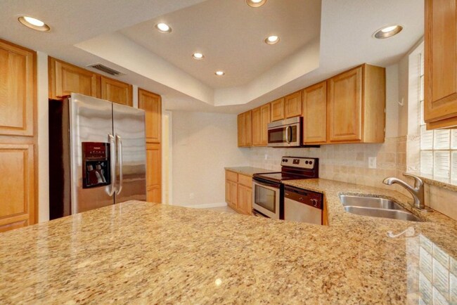 Foto del edificio - 4356 Hazel Ave