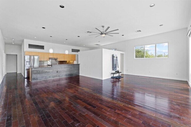 Foto del edificio - 508 E 53rd St