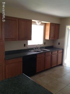 Foto del edificio - 860 Loretta Dr