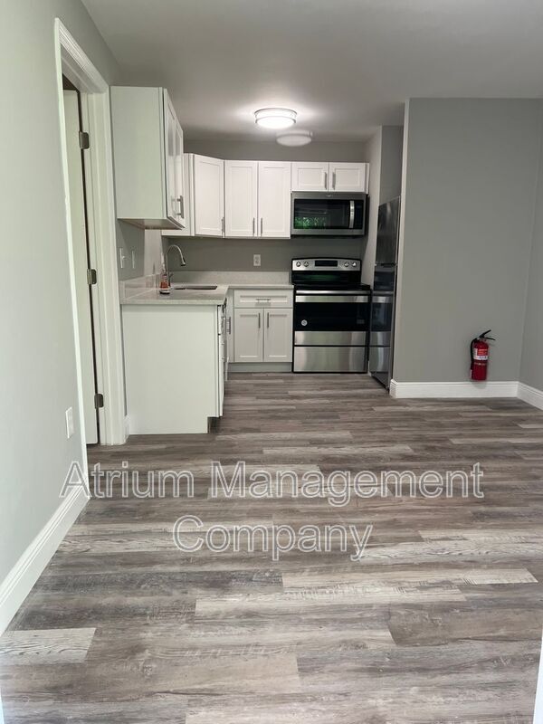 Building Photo - 4715 S Rio Grande Ave