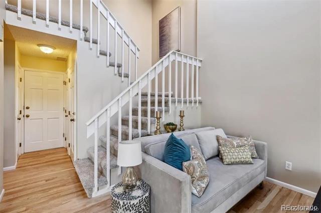 Building Photo - 2901 W Long Dr