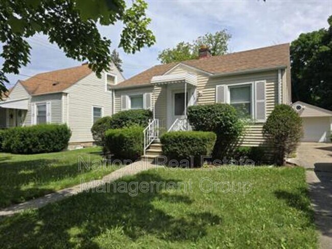 Building Photo - 616 Campbell St