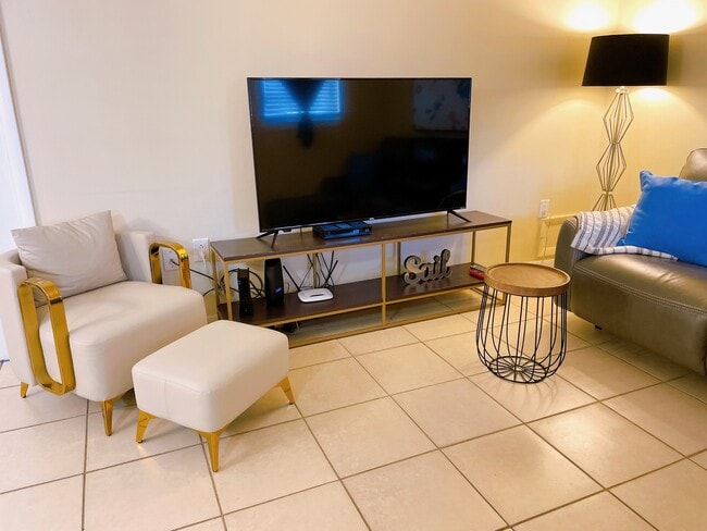 Foto del edificio - 663 William Hilton Pkwy