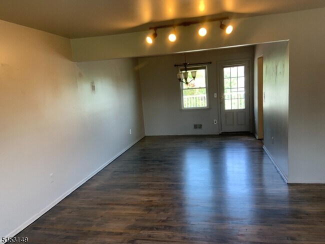 Building Photo - 116 Lafayette Pl