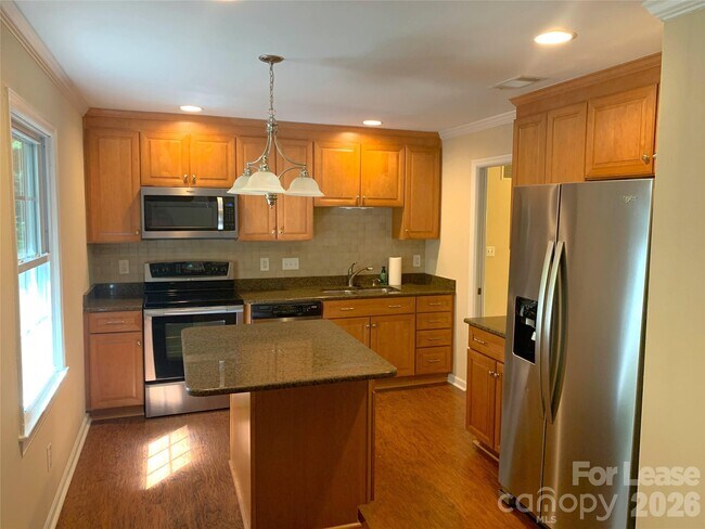 Foto del edificio - 1114 Glenshannon Rd