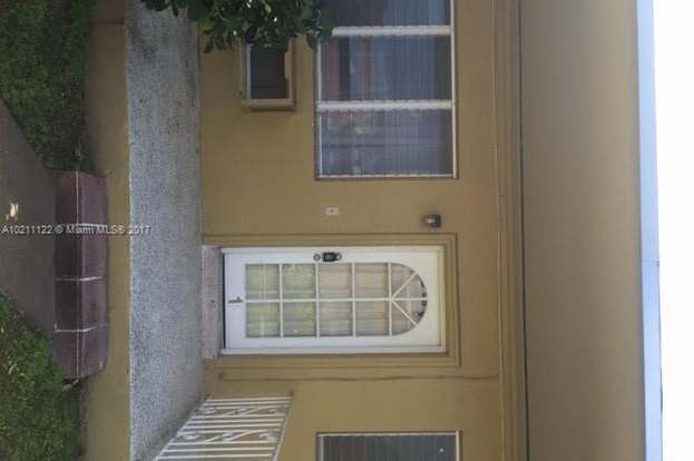 Foto del edificio - 145 S Shore Dr