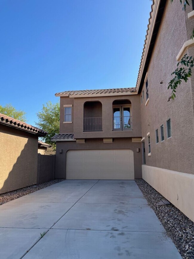 Foto del edificio - 4154 E Waterman Ct