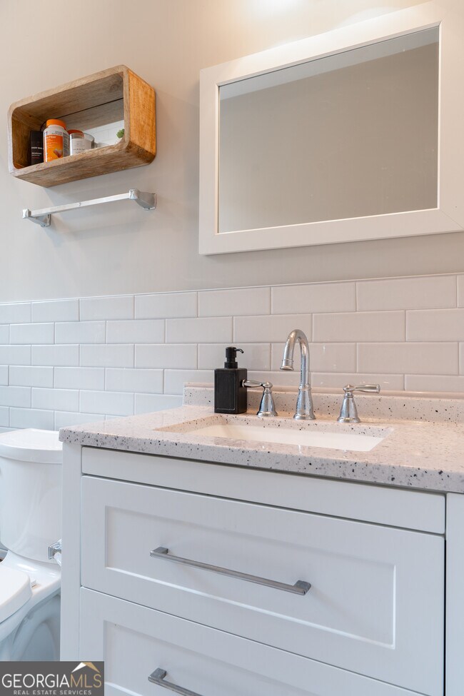 Building Photo - 826 Ponce De Leon Pl NE