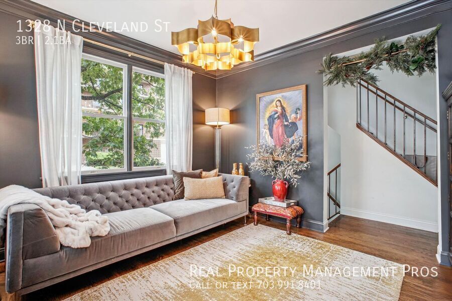 Foto principal - 1328 N Cleveland St