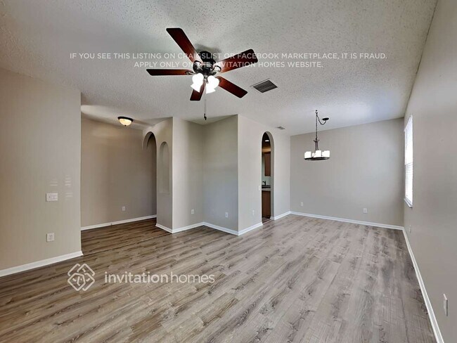 Building Photo - 4417 Tarkington Dr