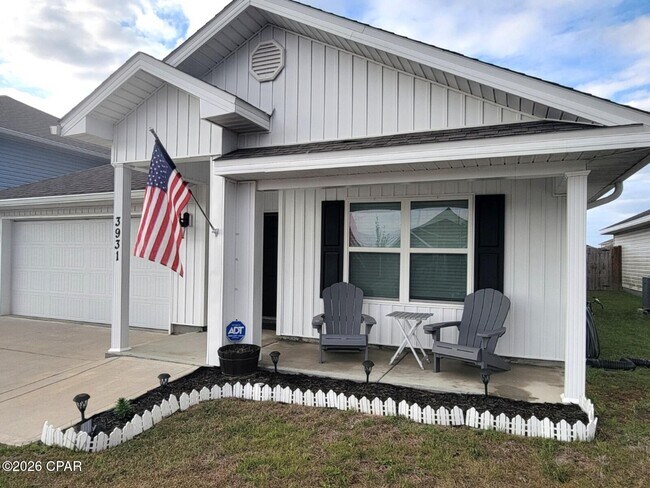 Foto del edificio - 3931 Silver Spur Rd
