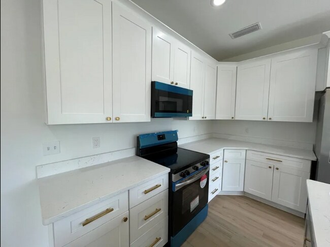 Foto del edificio - NEW CONSTRUCTION~ AVALON SUBDIVISION