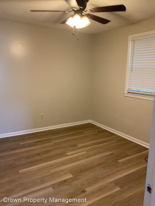 Foto del edificio - 2 br, 1 bath House - 2549 Cherry St Apt 3