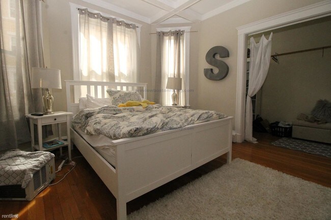 Foto del edificio - 142 Sutherland Rd