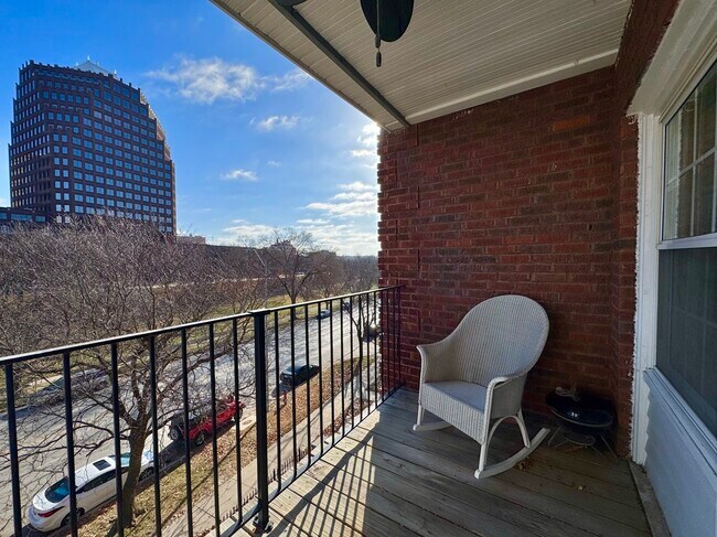 Foto del edificio - 4436 Mill Creek Pky