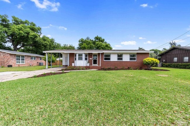 Building Photo - 3680 Whispering Pines Dr