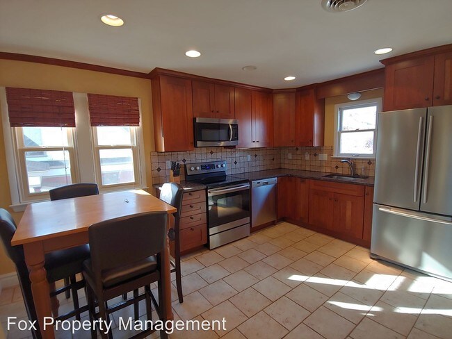 Building Photo - 1 br, 1 bath House - 1819 1/2 Spruce Street