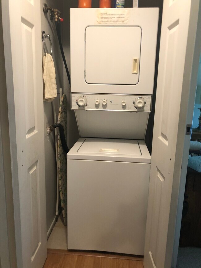 Building Photo - 59 Richmond Blvd