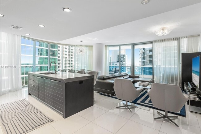 Foto del edificio - 200 Biscayne Blvd Way
