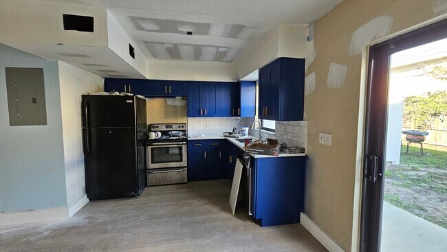 Cocina - 2262 NW 59th Way