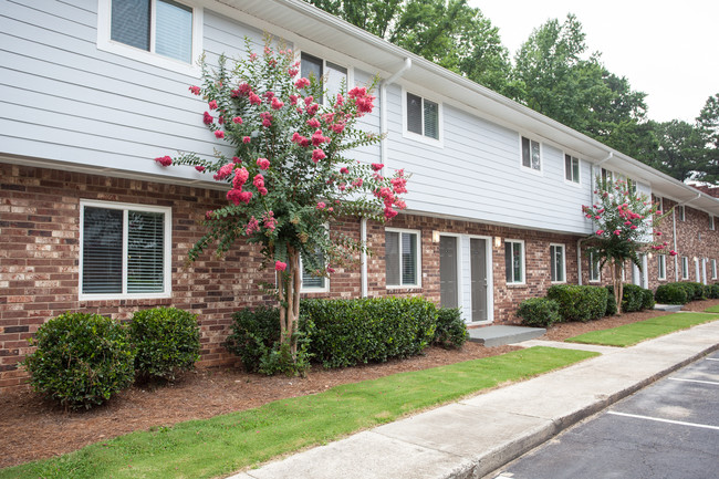 Building Photo - Brentwood Townhomes