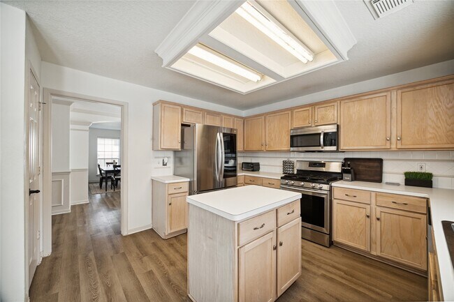 Foto del edificio - 25619 Oakridge Forest Ln