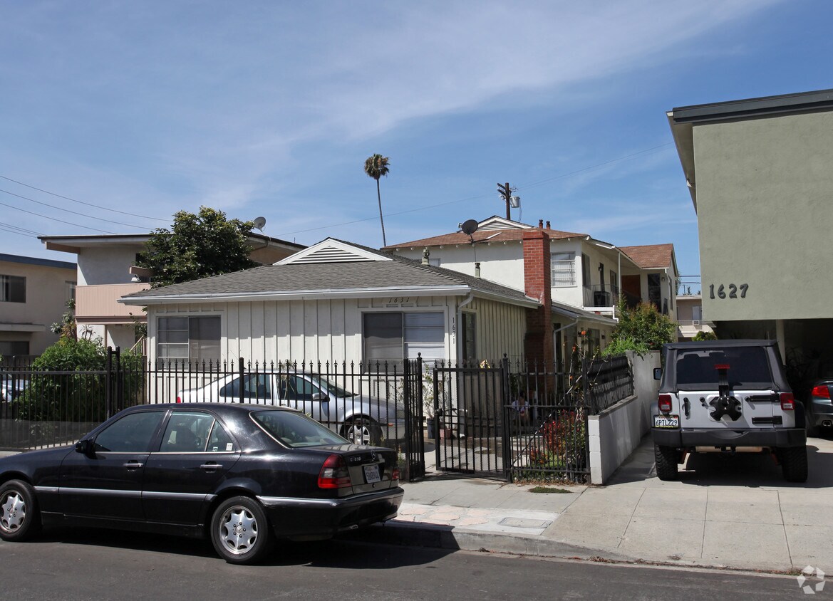 1631 Granville Ave, Los Angeles, CA 90025 Apartments in Los Angeles
