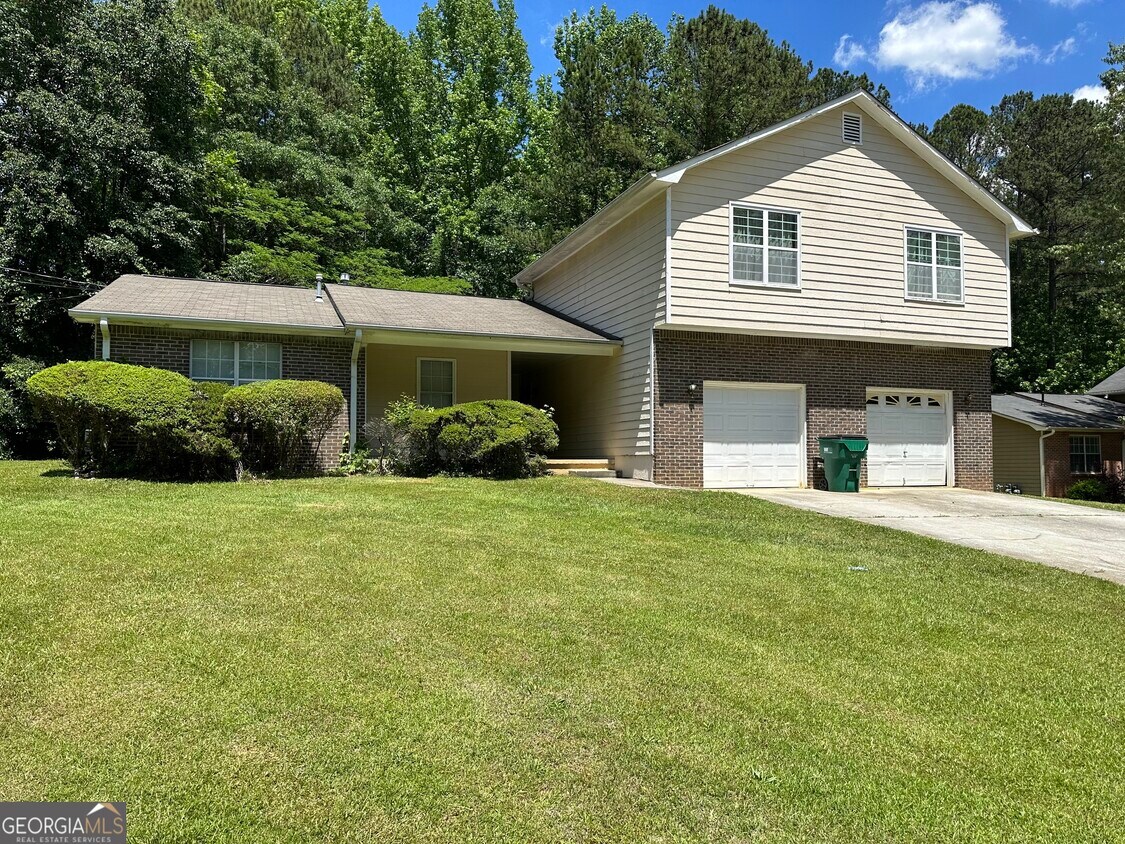 Primary Photo - 5894 Summerglen Ln