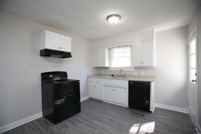 Foto del edificio - 1814 Moss St