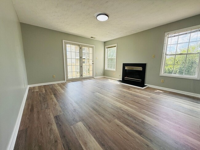 Foto del edificio - 6709 Preston Woods Unit 8~ Newly Renovated...