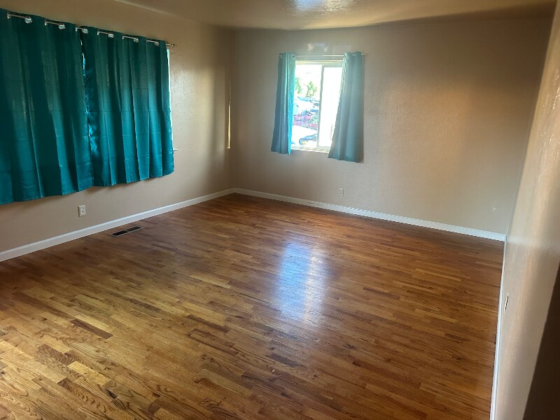Foto principal - 1675 Soto St