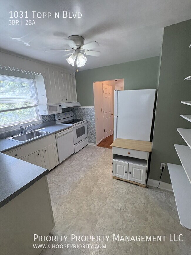 Foto del edificio - 1031 Toppin Blvd