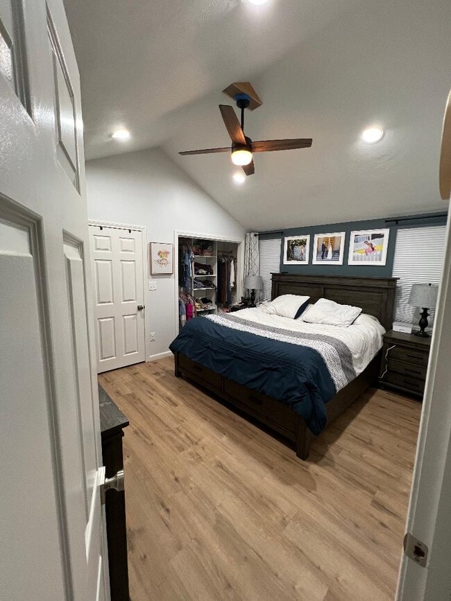 Foto del edificio - 35 Kingman Ave