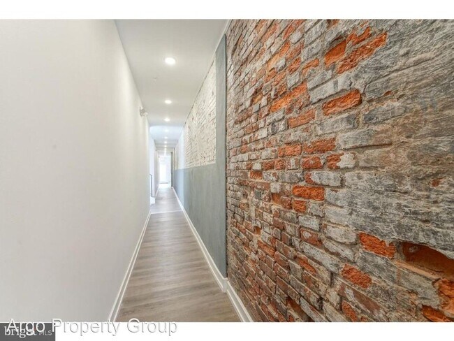 Foto del edificio - 1342 N Marston St