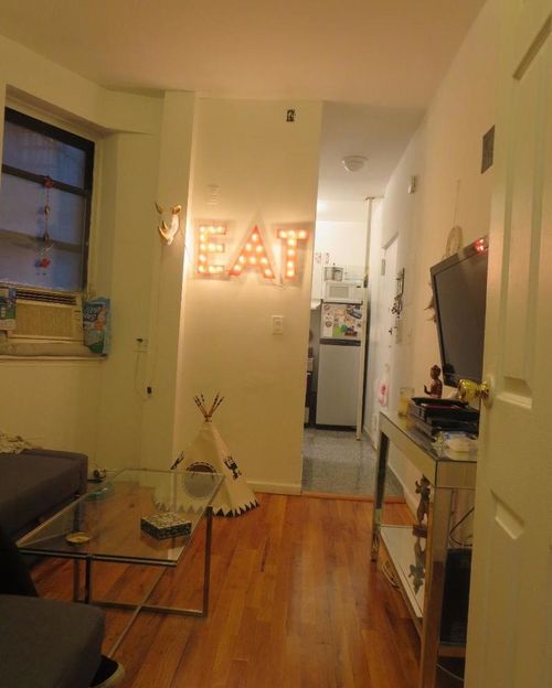 Foto del edificio - 521 E 11th St