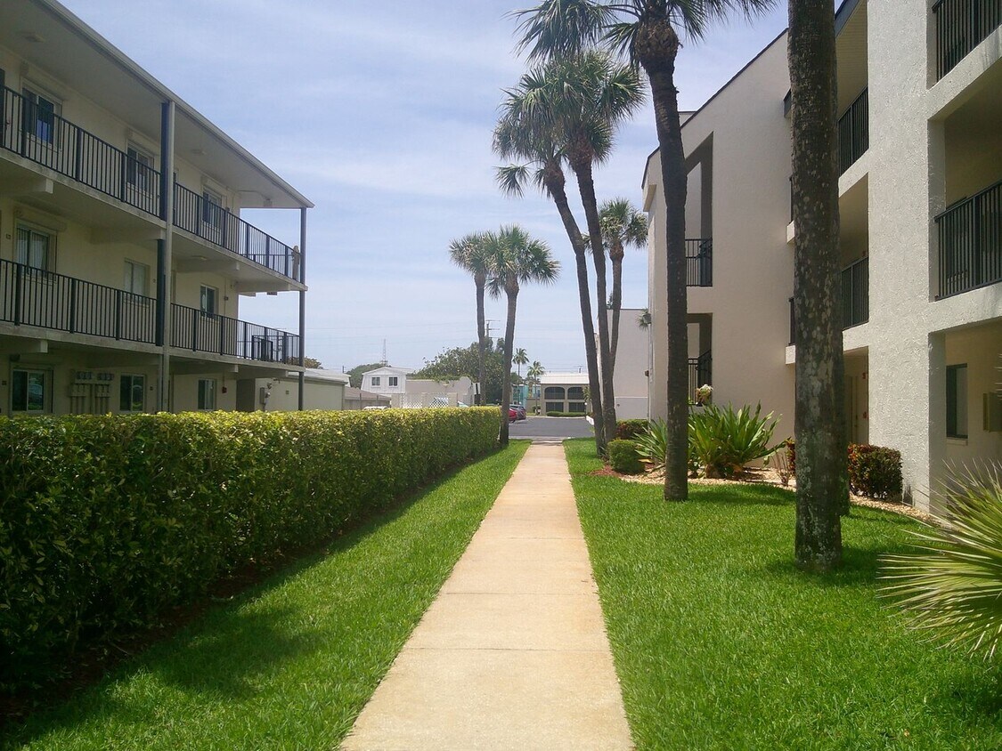 Primary Photo - Taylor Terrace