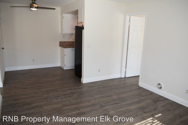 Building Photo - 2767 Meadowview Rd