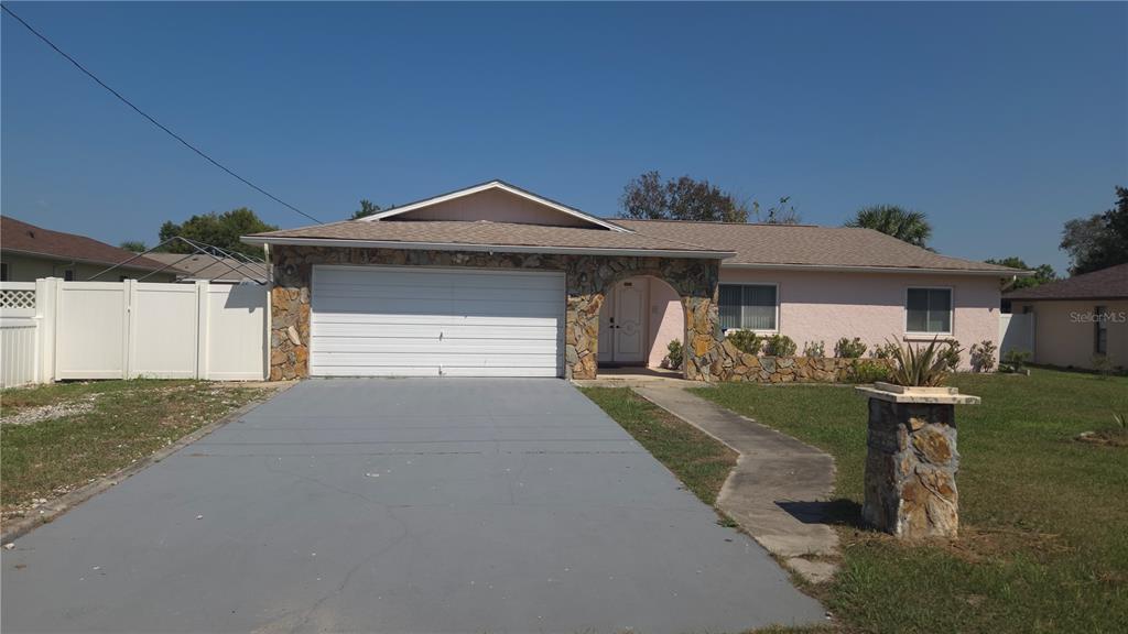 Primary Photo - 12435 Montego St