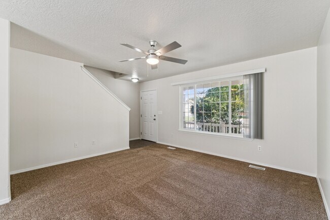 Building Photo - 123 Chapparosa Ct E