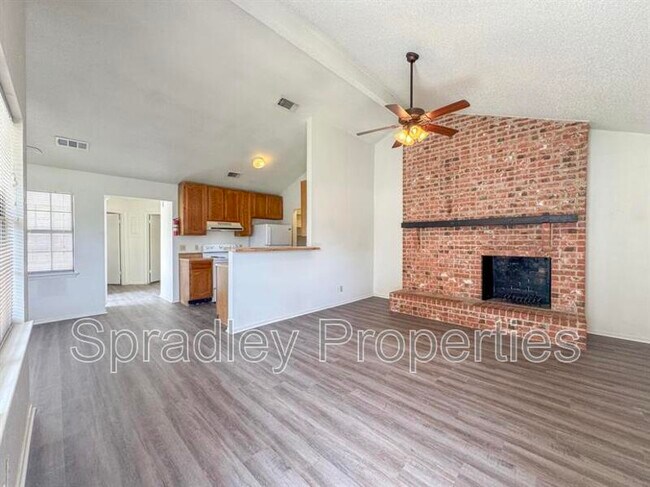 Foto del edificio - 5218 Davy Crockett