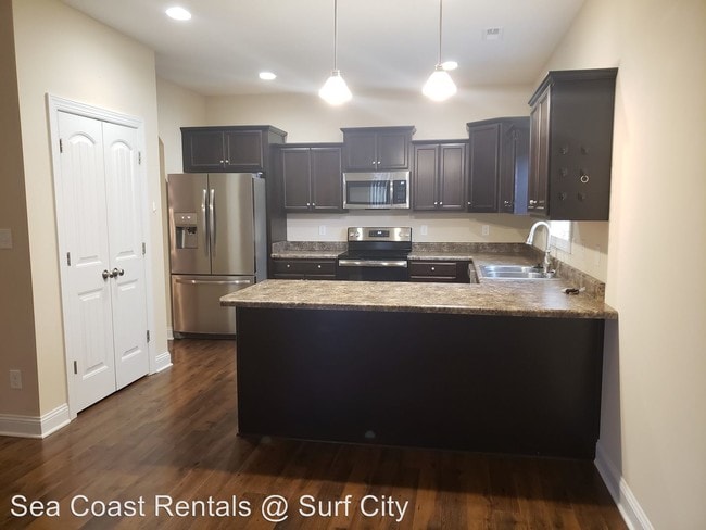 Foto del edificio - 3 br, 2 bath House - 223 Sailor St.