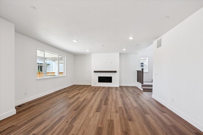 Building Photo - 1131 Joseph Pl