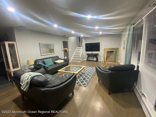 Foto del edificio - 293 Lawrence Ave