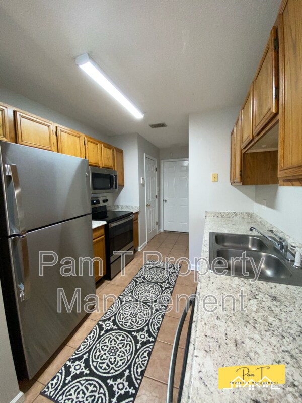 Foto del edificio - 16 Teal Lake Dr