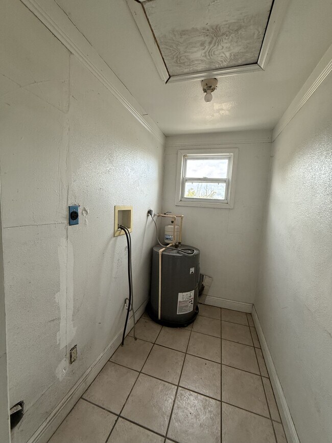 Foto del edificio - 2901 Parker Ave