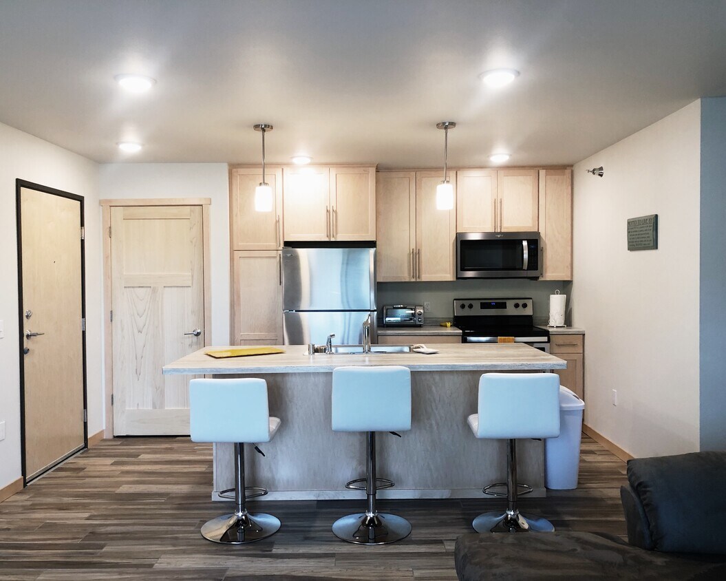 3850 Sunnyside Dr W Unit 210, La Crosse, WI 54601 Apartments in La