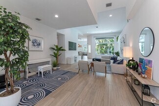Building Photo - 4023 W Lake Estates Dr