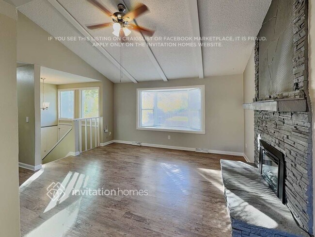 Foto del edificio - 10941 Albion Dr