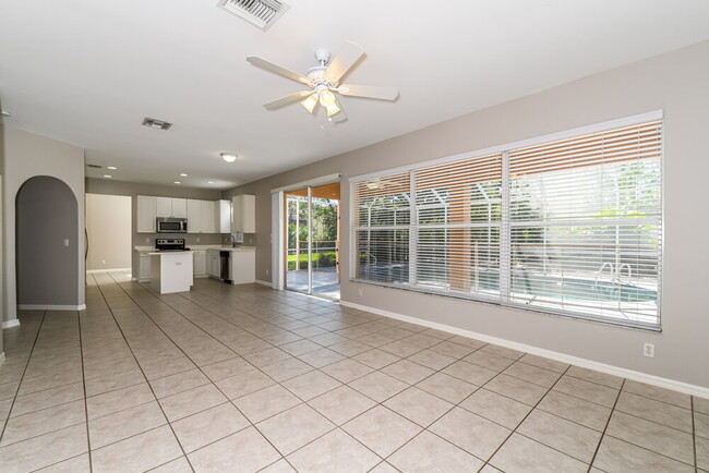 Foto del edificio - 8976 Cypress Preserve Pl