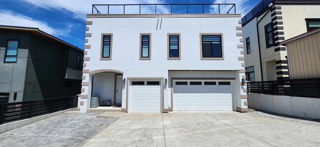 Foto del edificio - 1129 N 33rd Plz